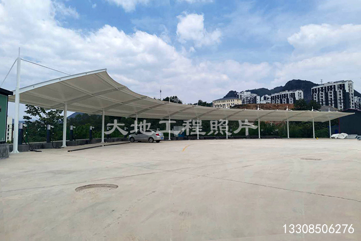 盤(pán)州高鐵站充電站