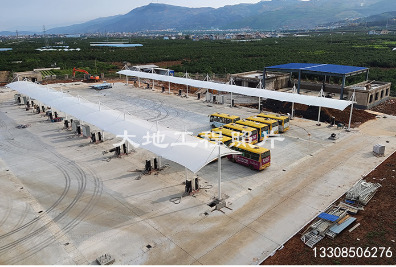 浙江平陽(yáng)充電站車(chē)棚順利竣工